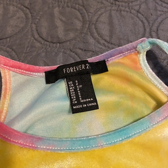 Velvet tie dye crop top! 🌈 - Picture 3 of 4